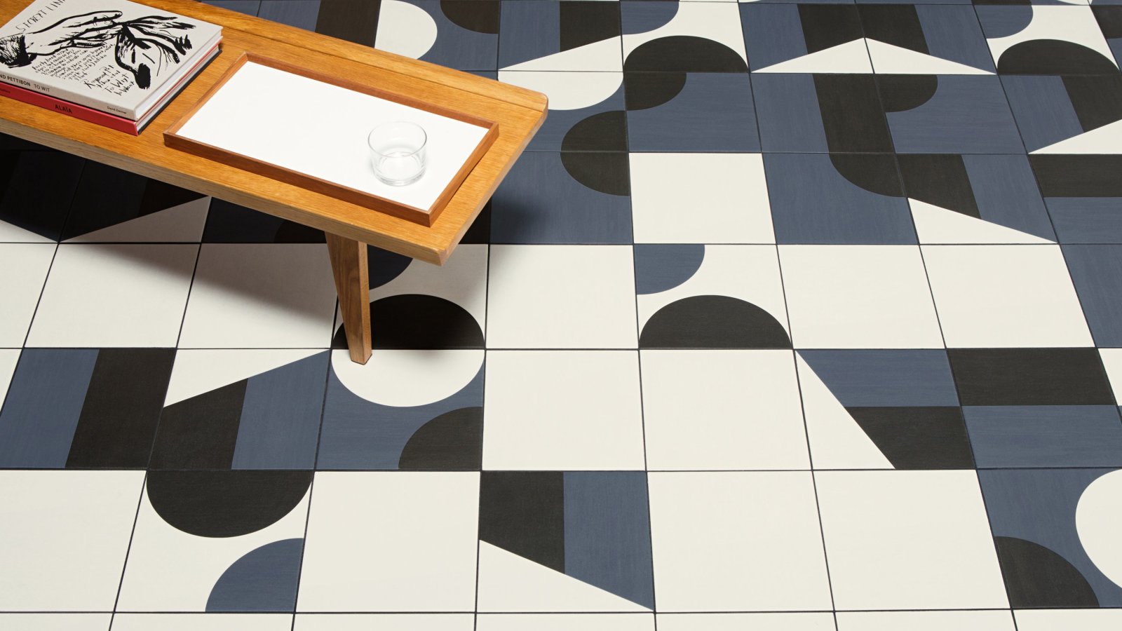Пол из керамогранита Puzzle от Mutina