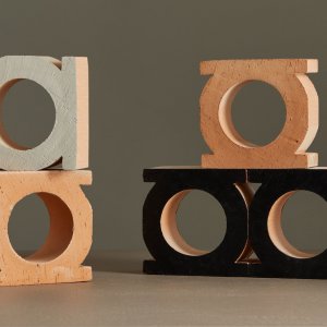 Кирпичи Jali от Mutina из терракоты в трёх цветах