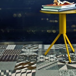 Деталь орнамента Azulej Renda от Mutina