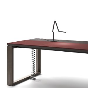 Низкий фронтальный экран 30 см на столе Arche