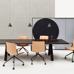 Cross Office с модулями питания и данных