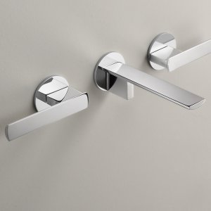 Ayla от Cea Design, настенный двухвентильный смеситель из полированной нержавеющей стали