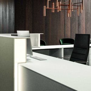 Полки Lux из чёрного печатного стекла