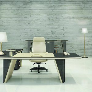 Серебряная кожа CS88 на фасадах тумбы iSixty Luxury с позолоченными ручками
