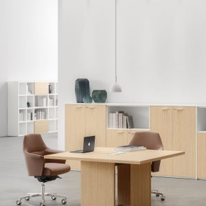 Стол для переговоров Oxford 240 на 120