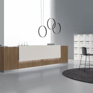 Стойка ресепшн Qubo от DVO Office в натуральном дубе с белым топом