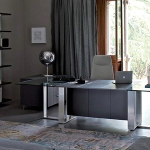Дизайнерский стол Altagamma от Estel в шпоне с прорезью top access и рамой из алюминия