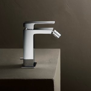Образец отделки Matt British Gold PVD для коллекции Mint Fantini