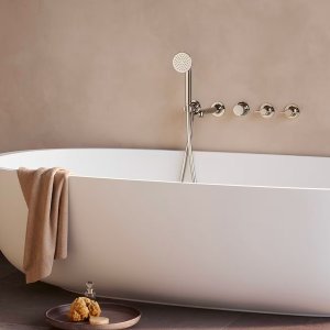 Верхний душ Acquafit, встроенный в потолок, с рисунком форсунок