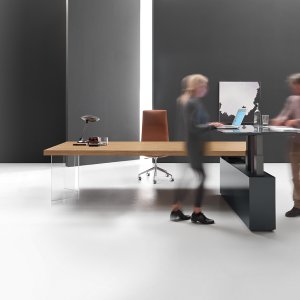 Электрифицированные опоры переговорного стола Kyo