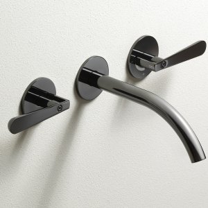 Термостатическая душевая группа Lutezia от Cea Design с ручным душем и шёлково-серым шлангом