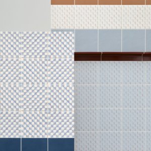 Переговорная с полом из керамогранита Dintorni