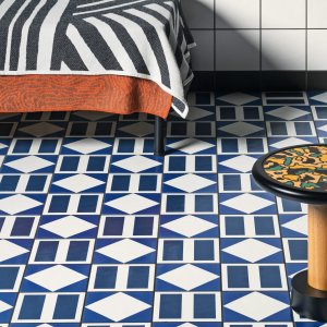 Плитка 20,5×20,5 см с узором Black Terracotta из серии Mattonelle Margherita