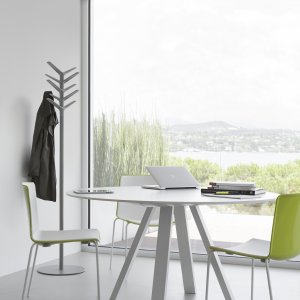 Столешница из линолеума на столе для переговоров Pedrali Arki-Table