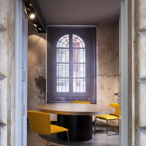 Столы руководителя Asymmetrical 307 × 200 см в матовом Nero