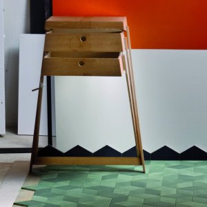 Ромбы Tex от Mutina цвета Olive с вязаной фактурой на стене офиса
