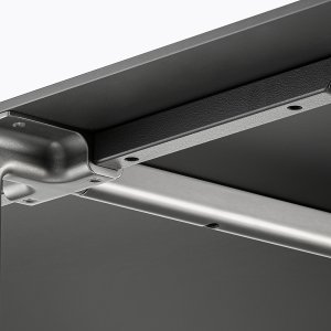 Toa Folding Screen, сложенный буквой U на столешнице Toa