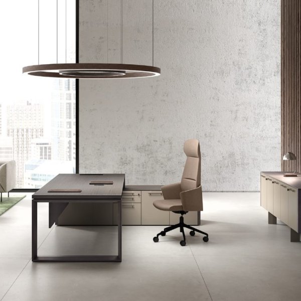 Кабинет руководителя с executive desk Bralco коллекции exe