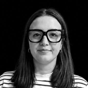Martina Ignazii, Экспортные и внутренние продажи · Первый контакт - La Mercanti